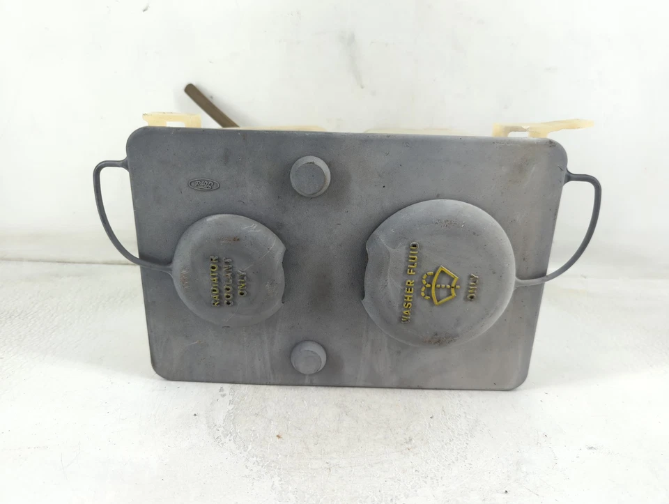 Ford F-150 1996 líquido de lavadora y radiador refrigerante depósito panel de cubierta K77Z4 Foto 1 de 4