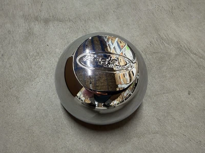 Part # 3258 Eagle Alloys Chrome Wheel Center Cap Used  with 1 Broken Clip - Image 1 of 3