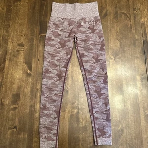 Leggings Gymshark XS/S Camuflaje Vino Compresión Yoga Atletismo Gimnasio Levantamiento - Imagen 1 de 8