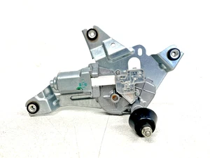 ⭐2O11-2020 INFINITI QX80 REAR WINDSHIELD WINDOW GLASS WIPER MOTOR OEM LOT2628 - Picture 1 of 10