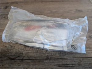 Schutzbrille Überbrille für Damen und Herren mit Anti-Kratz-Gläsern - Bild 1 von 3