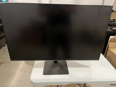 Samsung 32” Monitor S32AM702UN - Image 1 of 4