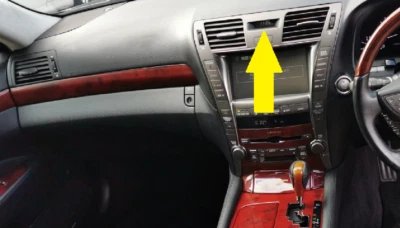 04/2007 a 11/2009 Lexus USF40R LS460 - Reloj digital 83910-50050 Foto 1 de 4