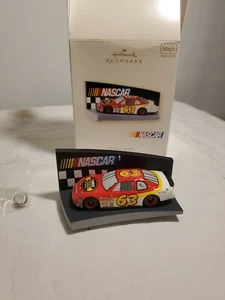 Hallmark - The Race is On! - NASCAR - Magic Sound - Keepsake Ornament - Picture 1 of 4