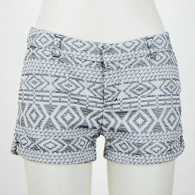 MERONA Women's Multicolor Shorts Pockets Geometric Pattern Casual Summer Size 2 - Image 1 of 4