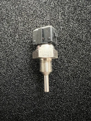 1 Stück/pcs - KTY19-6M (KTY19M) INFINEON  - Temperatursensor 2000Ohm - Image 1 of 2