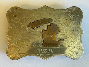 Equipo de cinco hombres de colección Michigan - 1982 - hebilla de tiro plateada - Imagen 1 de 5