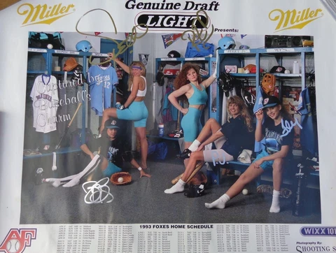 APPLETON FOXES 1993 MILLER LITE PROMO CHEERLEADERS SCHEDULE-SUPER RARE-W/AUTO'S Cover