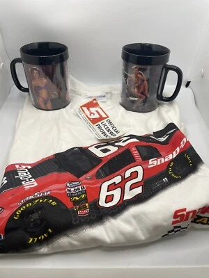 Camiseta Snap On Tools edição GG e 1988 Toolmate caneca térmica biquíni menina - Imagem 1 de 4