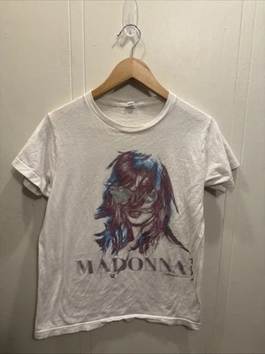 Blanco S Madonna MDNA Gira Concierto 2012 Ciudad Pop Música Banda Gafas de sol Camisa Defecto Foto 1 de 4