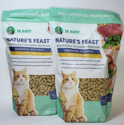 Comida para gatos adultos Dr. Marty Nature's Feast 12 oz Ea lote de 2 aves de corral EXP 6-12-2026 Foto 1 de 4