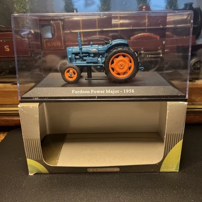 Трактор Universal Hobbies 1958 Fordson Power Major масштаб 1,43 как новый в коробке - Изображение 1 из 4