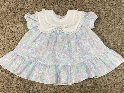 Manga curta vintage azul-amarela floral Polly Flinders parte inferior com babados - 18 meses - Imagem 1 de 4