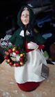Byers Choice-Williamsburg Colonial Woman with Wreath #2006.005
