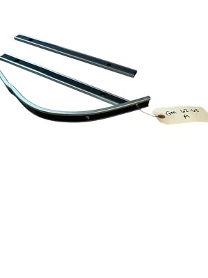 Buick Skylark 1962-1963 y Special convertible superior trasero riel de tachuelas, tiras de tachuelas Foto 1 de 2