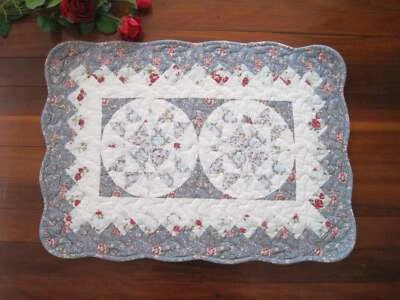 Last@Country Style Blue Grey Pink Flower White Cotton Quilted Floor Mat Rug Foto 1 de 4