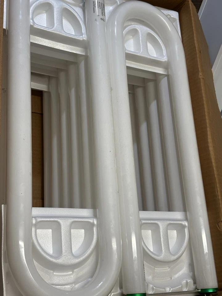 Philips FB40T9/SPEC35/6/ALTO 40W U-Bent Fluorescent Tube 3500K Cool White - Image 1 of 4