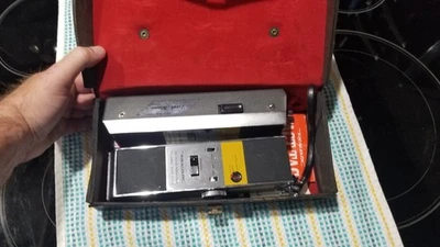 Vintage Radio Shack Realistic TRC-25A Citizens Band CB Walkie Talkies Tested - Image 1 of 4