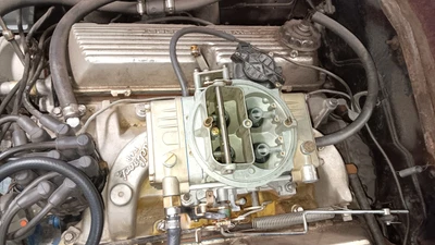 CARBUTETOR HOLLEY 390 CFM 8007 RECIÉN RECONSTRUIDO Y PROBADO. SOLO USADO PARA 2 VERANOS Foto 1 de 4