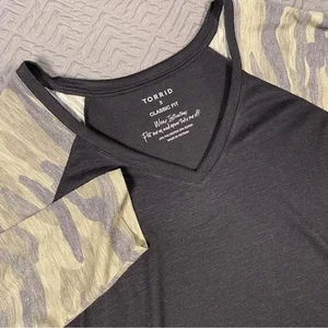 NEW Torrid Black & Camo Knit Top Size 3X 22/24 - Picture 1 of 4