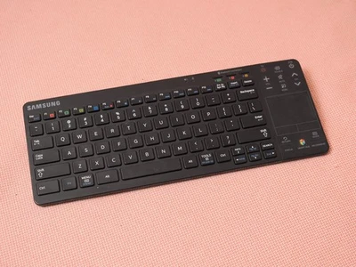 Samsung Smart TV Touchpad Wireless Keyboard VG-KBD2000 - Image 1 of 4