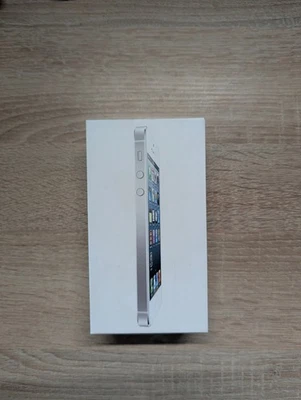 Apple iPhone 5 - 64GB - Weiß & Silber (Ohne Simlock) A1429 Sehr guter Zustand - Bild 1 von 4