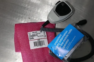 Motorola HMN1090D Mikrofon APX8500 APX7500 XTL5000 Radio komórkowe *NOWY Darmowa wysyłka - Zdjęcie 1 z 2