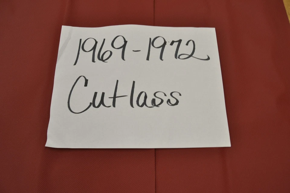 1969 69 1970 70 1971 71 1972 72 Oldsmobile Cutlass y 442 techo de nivel rojo oscuro Foto 1 de 1