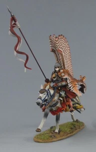 EQUIPO MINIATURAS GUERRA NAPOLEÓNICA VEA6006B PULIDO HÚSAR ALADO CARGA CON LANZA - Imagen 1 de 5