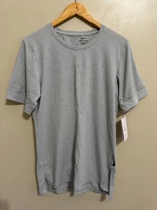 Nike Yoga Dri-FIT Slim Fit Training Performance Shirt Mens S Gray BV4034-077 NEW - Picture 1 of 5