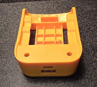 "Dew Yellow" 20v Li-ion Battery /w USB and Type C Fast Charging Adapter - Image 1 of 3