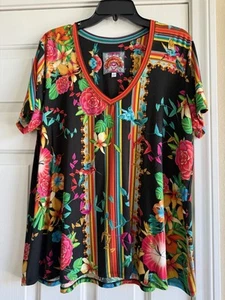 Johnny Was Vibrant Floral Design T-Shirt NWOT LG - Picture 1 of 1