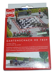 Busch H0 7839 Gartenschach mit Hecke Gehweg und Bäumchen unbenutzt - Bild 1 von 2