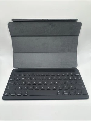 Apple Smart Keyboard (A1829) for 10.5-inch iPad Pro Black -MPTL2LL/A - Image 1 of 4