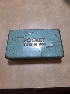 Vintage Metal Pocket Tackle Box for Fishing Fly Rod Lures and Flies - Picture 1 of 12
