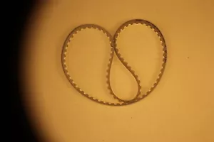4 pezzi Cinghia dentata SYNCHROFLEX T5/295 larghezza 8 mm 59 denti - Foto 1 di 1