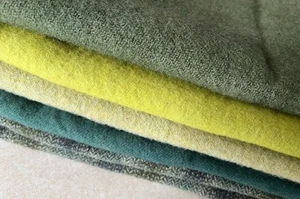 Lot # 4 Beautiful Green Shades All Wool Fabrics Rug Making - Picture 1 of 5