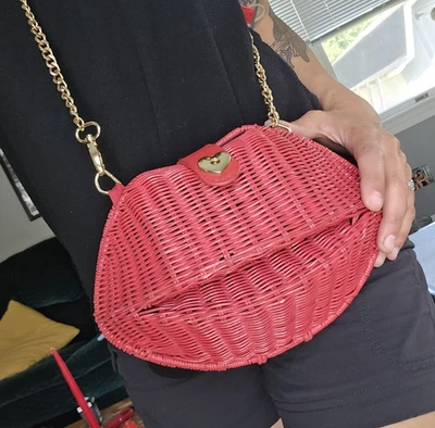 Bolso Bandolera Aldo Novedad Divertido Lápiz Labial Rojo Verano Tejido Cadena Foto 1 de 4