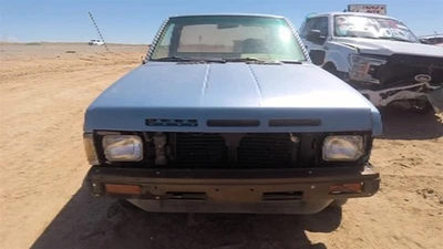 Used Front Suspension Stabilizer Bar fits: 1988 Nissan PICKUP Front 4x2 4 cylind - Image 1 of 4