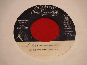 Pink Floyd Another Brick In The Wall (Part II) 7" 45 RPM Columbia 1-11187 Turns - Imagen 1 de 5