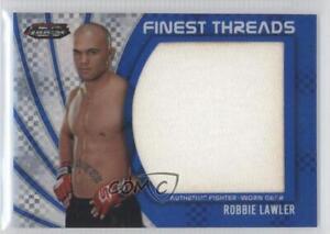 2012 Topps UFC Finest Jumbo Threads Blue X-Fractor /188 Robbie Lawler #JFT-RL