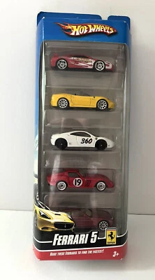 Hot Wheels 2009 paquete de 5 Ferrari 5 California, 250 GTO, 612 Scaglietti, 355, 360 Foto 1 de 4