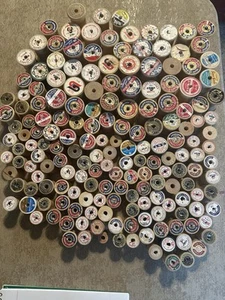 Vintage Holz Trittspulen leer Konvolut 180 verschiedene Marken & Größen Nähdose - Bild 1 von 21