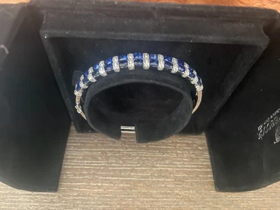 Impresionante pulsera de zafiros y diamantes  Foto 1 de 4