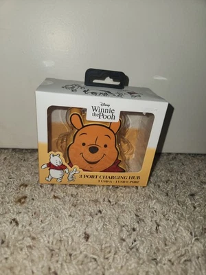 Winnie the Pooh and piglet 4 Port Charging Hub Battery Charge USB-A/USB-C - Image 1 of 3