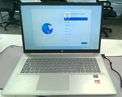 HP Laptop 17z-cp300 17.3 AMD Ryzen 5 7530U 32 GB 1 TB Touch Backlit Silver - Image 1 of 2