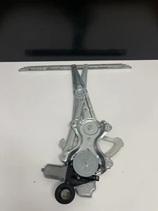 TOYOTA 2013-2018 AVALON / 2014-2019 HIGHLANDER REAR RIGHT SIDE WINDOW REGULATOR - Picture 1 of 8