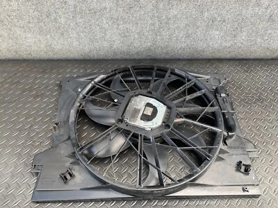 Ventilador radiador de refrigeración del motor fabricante original Mercedes W219 Cls55 Cls550 E63 E55 E550 Foto 1 de 4