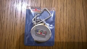 Vintage Keychain Olympics Games Sarajevo 1984 - Picture 1 of 4