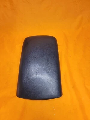 2002-2004 02 03 04 JEEP LIBERTY CENTER CONSOLE LID ARMREST OEM - Imagem 1 de 4